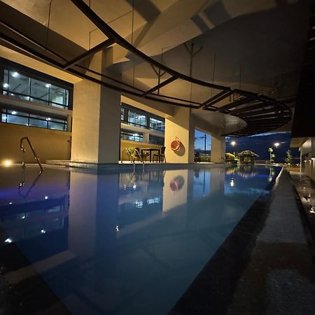 Grand Riviera Suites Manilla Buitenkant foto