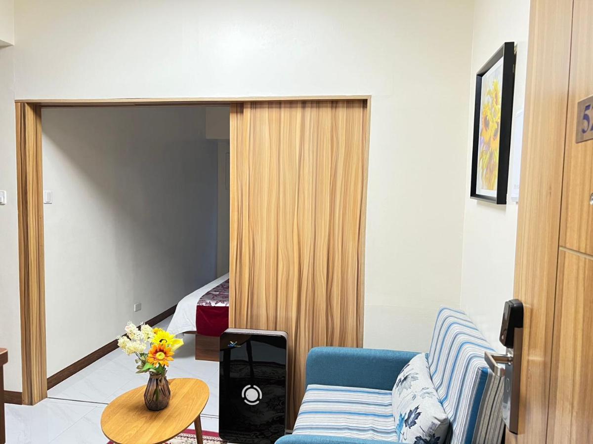 Grand Riviera Suites Manilla Buitenkant foto