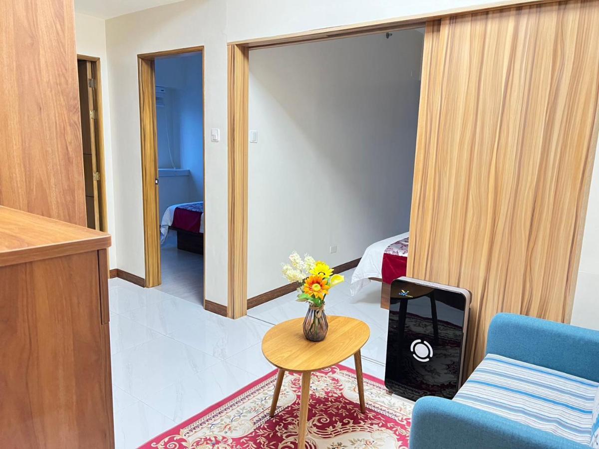 Grand Riviera Suites Manilla Buitenkant foto